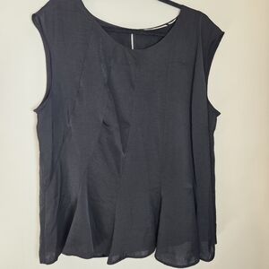 Sejour Black Sleeveless Blouse
